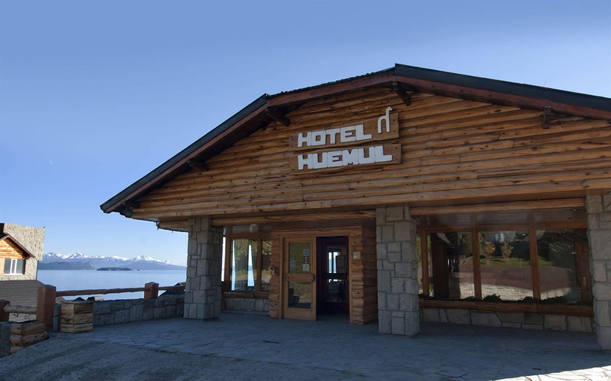 Huemul Hotel 3*